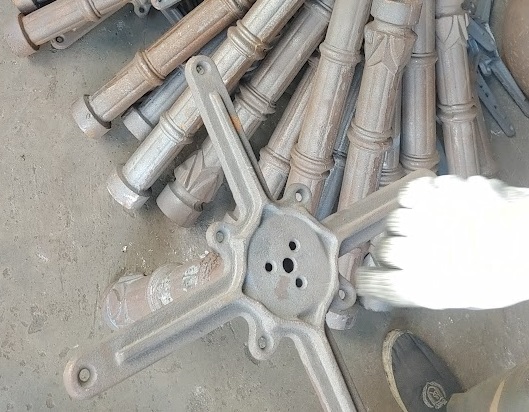 [CBCF-b01] Bích nắp mặt bàn với chân bàn cà phê